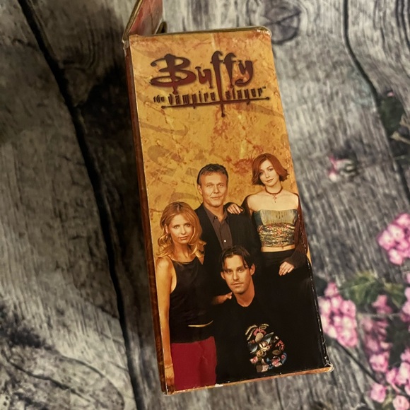 2004 DIAMOND SELECT TOYS Buffy The Vampire Slayer “White Willow” Ornament - Picture 7 of 10